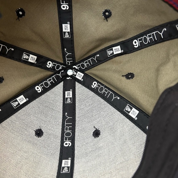 Boston Red Sox & New York Yankees Rivalry Continues Playoff Hat New Era Snapback - Picture 7 of 10